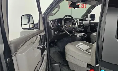 Chevrolet Express Van 2019, 23700 км, за 42500000 KRW - фото 10