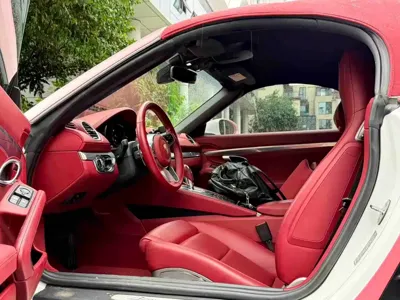 Porsche 718 2022, 26000 км, за 398800 CNY