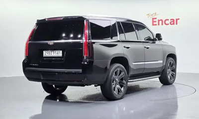 Cadillac Escalade 2018, 146582 км, за 28900000 KRW