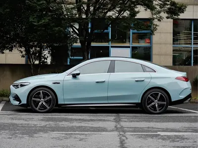 Mercedes-Benz 奔驰CLA新能源 2025, 5000 км, за 229800 CNY - фото 3