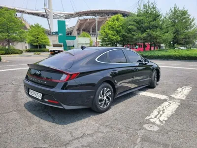 Hyundai Sonata 2021, 211149 км, за 11990000 KRW
