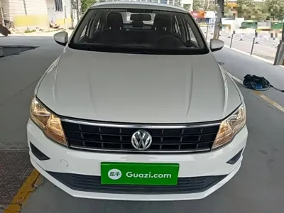 Volkswagen Jetta 2017, 66800 км, за 22700 CNY