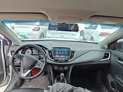 Chevrolet Monza 2021, 71300 км, за 31600 CNY - фото 6