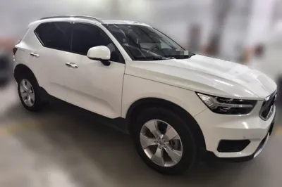 Volvo XC40 2020, 118500 км, за 68849.83 CNY