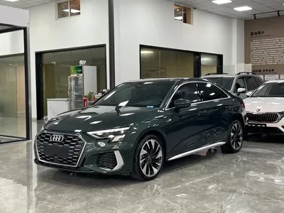 Audi A3 · 2022 год