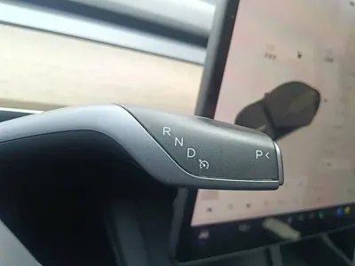 Tesla Model 3 2021, 104000 км, за 108400 CNY - фото 14
