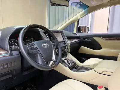Toyota Alphard 2019, 140000 км, за 378000 CNY - фото 4