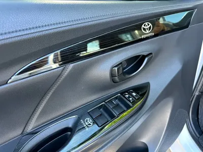 Toyota Yaris L 2017, 74000 км, за 38500 CNY - фото 10
