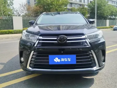 Toyota Highlander 2019, 83500 км, за 115399 CNY