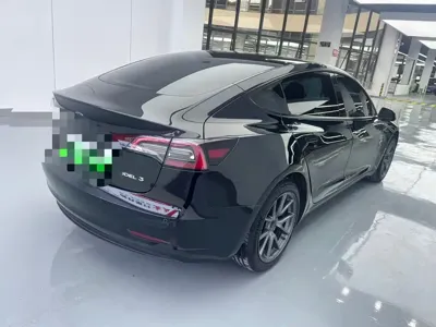 Tesla Model 3 2023, 40000 км, за 82700 CNY - фото 17