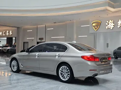 BMW 5 Series 2019, 78000 км, за 135800 CNY