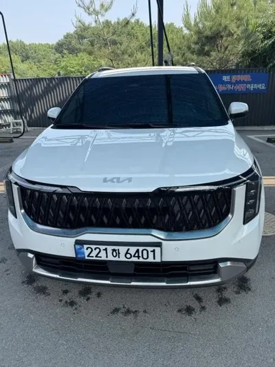 Kia Canival · 2025 год