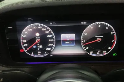 Mercedes-Benz S-Class 2018, 148800 км, за 287737.65 CNY - фото 19