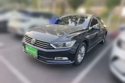 Volkswagen Magotan 2017, 107899 км, за 56164.82 CNY