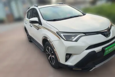 Toyota RAV4 2016, 190900 км, за 65280.9 CNY