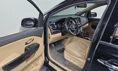 Kia Canival 2017, 197051 км, за 8900000 KRW - фото 10