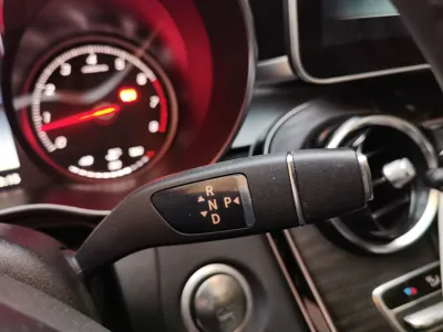 Mercedes-Benz C-Class 2016, 74100 км, за 89201.54 CNY - фото 15
