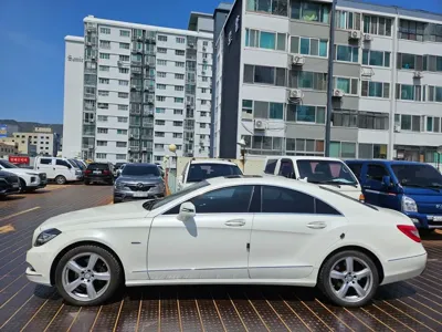 Mercedes-Benz CLS-Class 2012, 131597 км, за 9000000 KRW