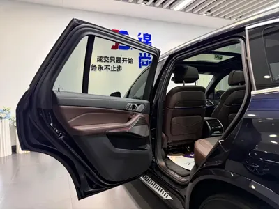 BMW X5 2023, 84000 км, за 368000 CNY - фото 17