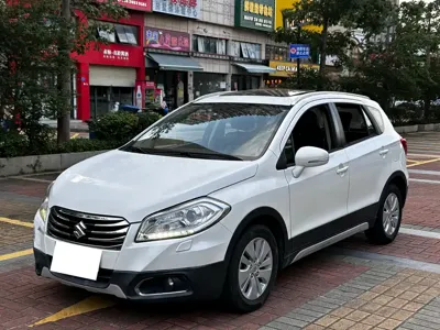 Suzuki S-Cross 2014, 90000 км, за 22000 CNY