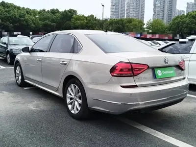 Volkswagen Passat 2017, 129500 км, за 45800 CNY - фото 5