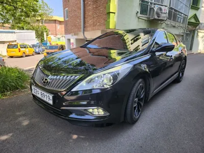 Hyundai Grandeur · 2015 год