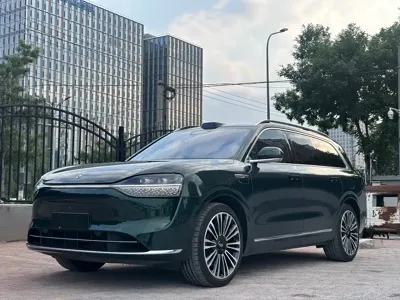 AITO 问界 AITO M9 · 2024 год