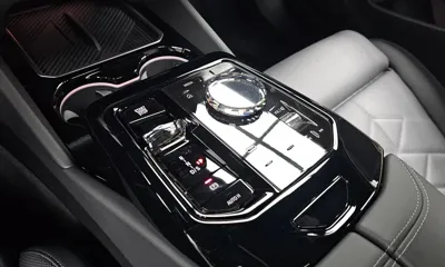 BMW 5-Series 2026, 6724 км, за 116800000 KRW - фото 9