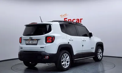 Jeep Renegade 2016, 55380 км, за 11000000 KRW - фото 2