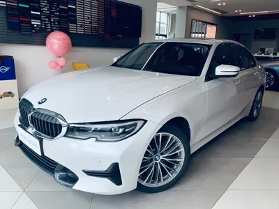 BMW 3 Series · 2020 год
