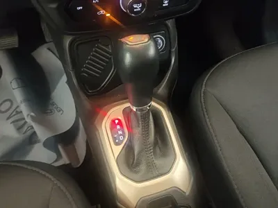 Jeep Renegade 2019, 73200 км, за 41800 CNY - фото 14