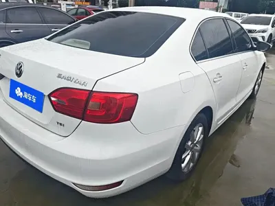 Volkswagen Sagitar 2013, 148000 км, за 25800 CNY