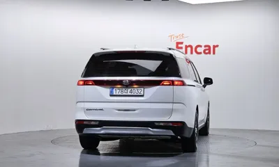 Kia Canival 2021, 176695 км, за 17900000 KRW