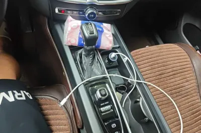 Volvo XC60 2019, 112500 км, за 97908.51 CNY - фото 14