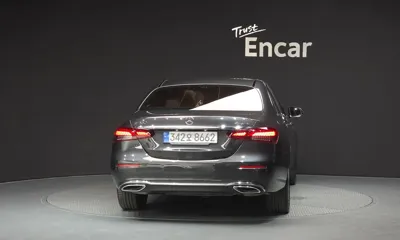 Mercedes-Benz E-Class 2022, 56168 км, за 36990000 KRW