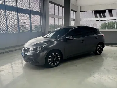 Nissan Tiida 2017, 122000 км, за 39700 CNY