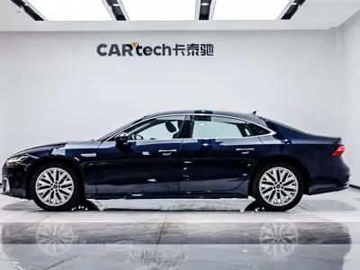 Audi A7L 2024, 61800 км, за 213000 CNY - фото 5