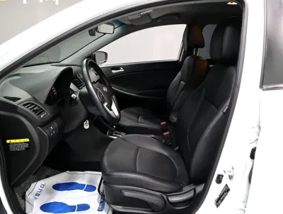 Hyundai Accent 2016, 52009 км, за 6400000 KRW - фото 9