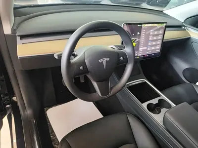 Tesla Model Y 2023, 34000 км, за 181200 CNY - фото 10