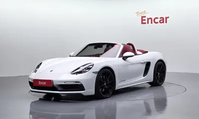 Porsche 718 · 2024 год