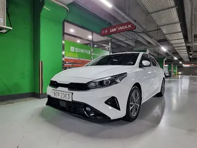 Kia K3 · 2022 год