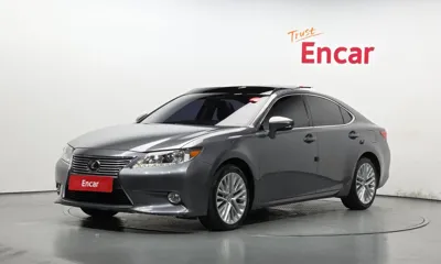 Lexus ES · 2013 год