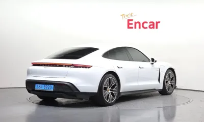 Porsche Taycan 2022, 74765 км, за 81900000 KRW