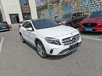 Mercedes-Benz GLA · 2017 год