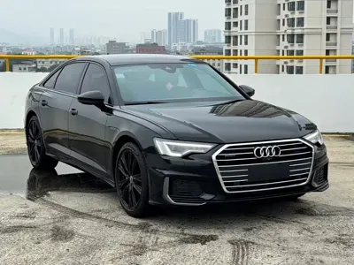 Audi A6L 2022, 45000 км, за 228800 CNY