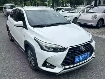 Toyota Yaris L · 2022 год