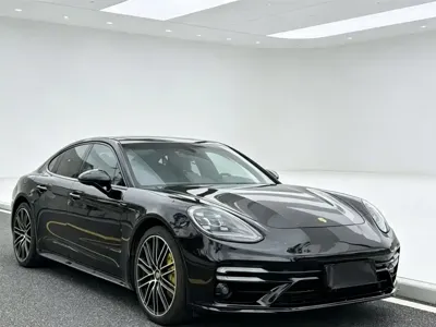 Porsche Panamera 2017, 80000 км, за 358000 CNY - фото 3