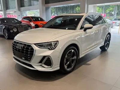 Audi Q3 · 2023 год
