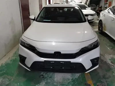 Honda Civic 2023, 14600 км, за 87200 CNY