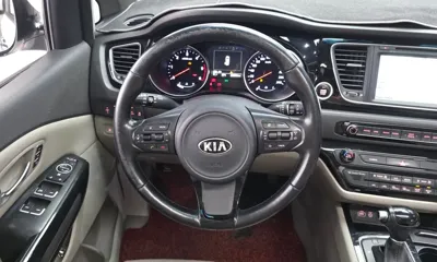 Kia Canival 2015, 203949 км, за 6800000 KRW - фото 14